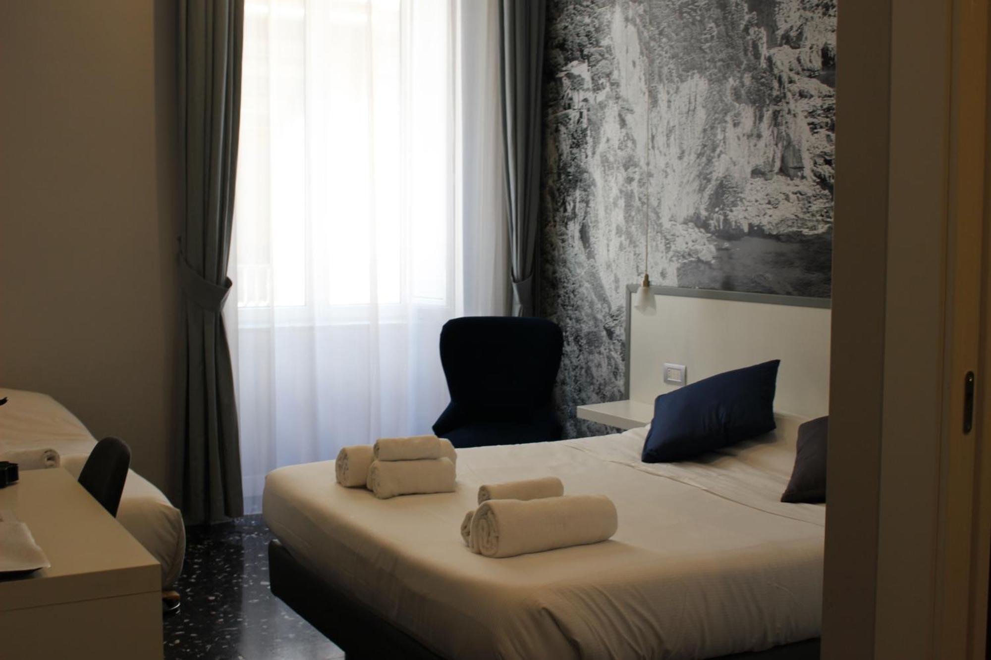Beverello Rooms Naples Exterior photo