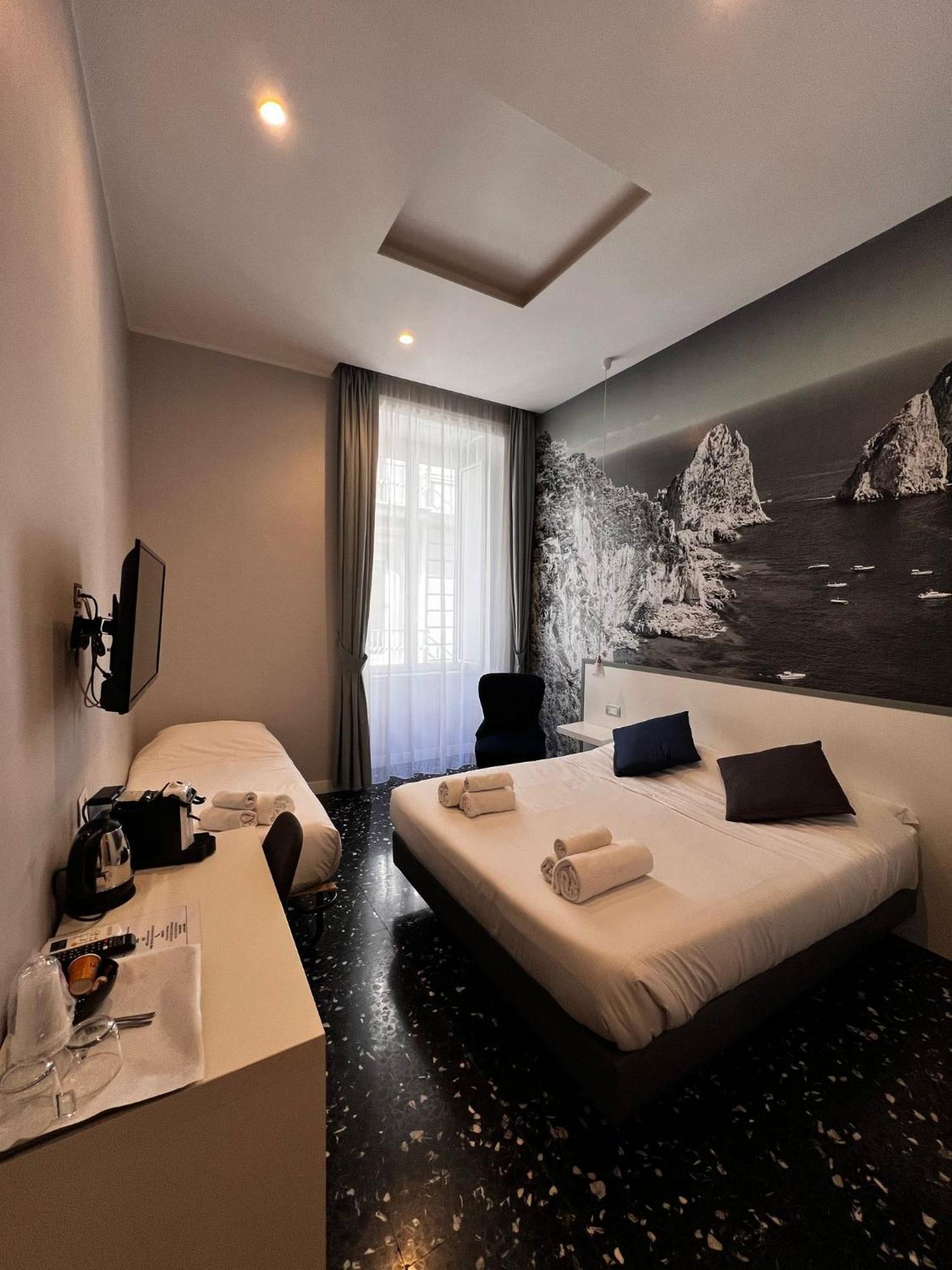 Beverello Rooms Naples Exterior photo
