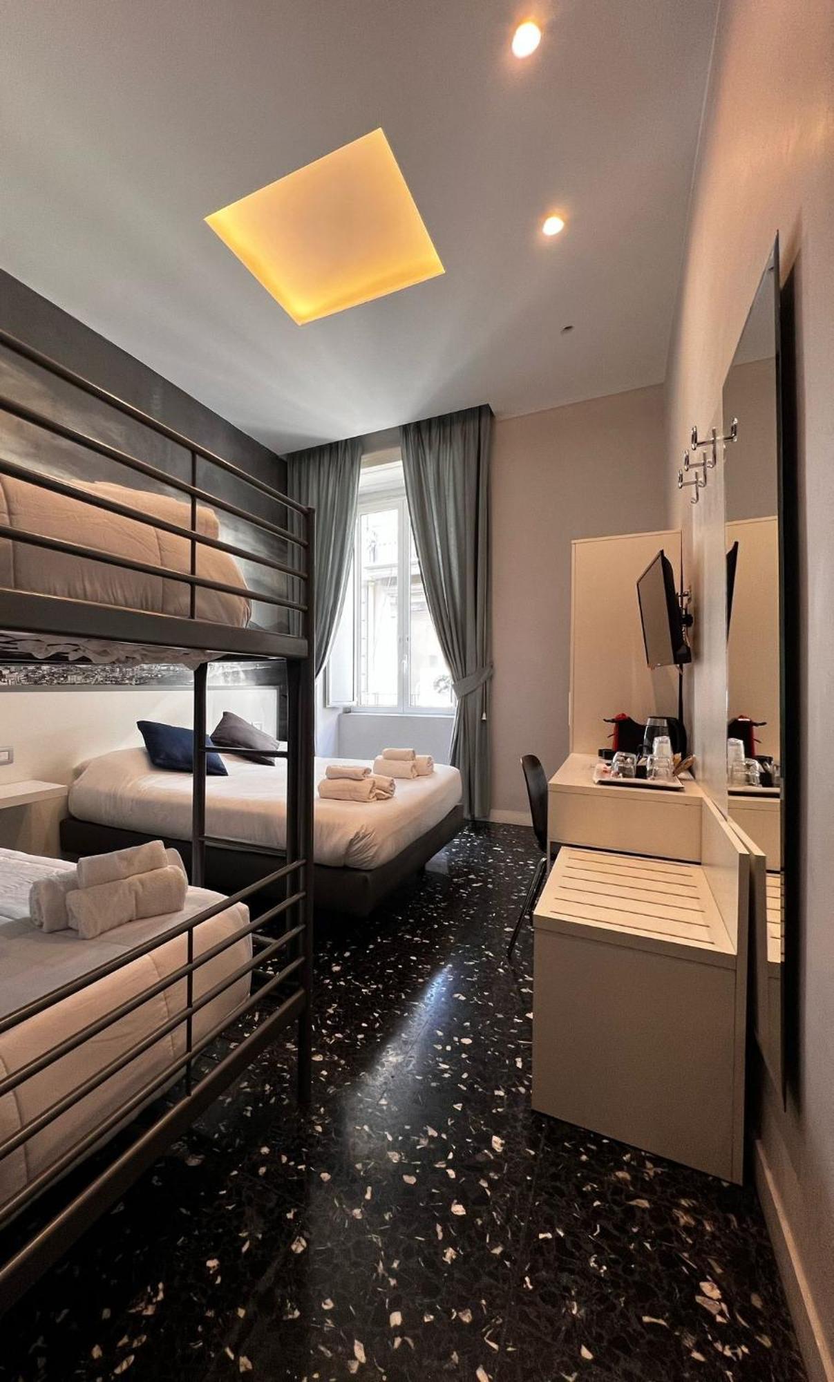 Beverello Rooms Naples Exterior photo