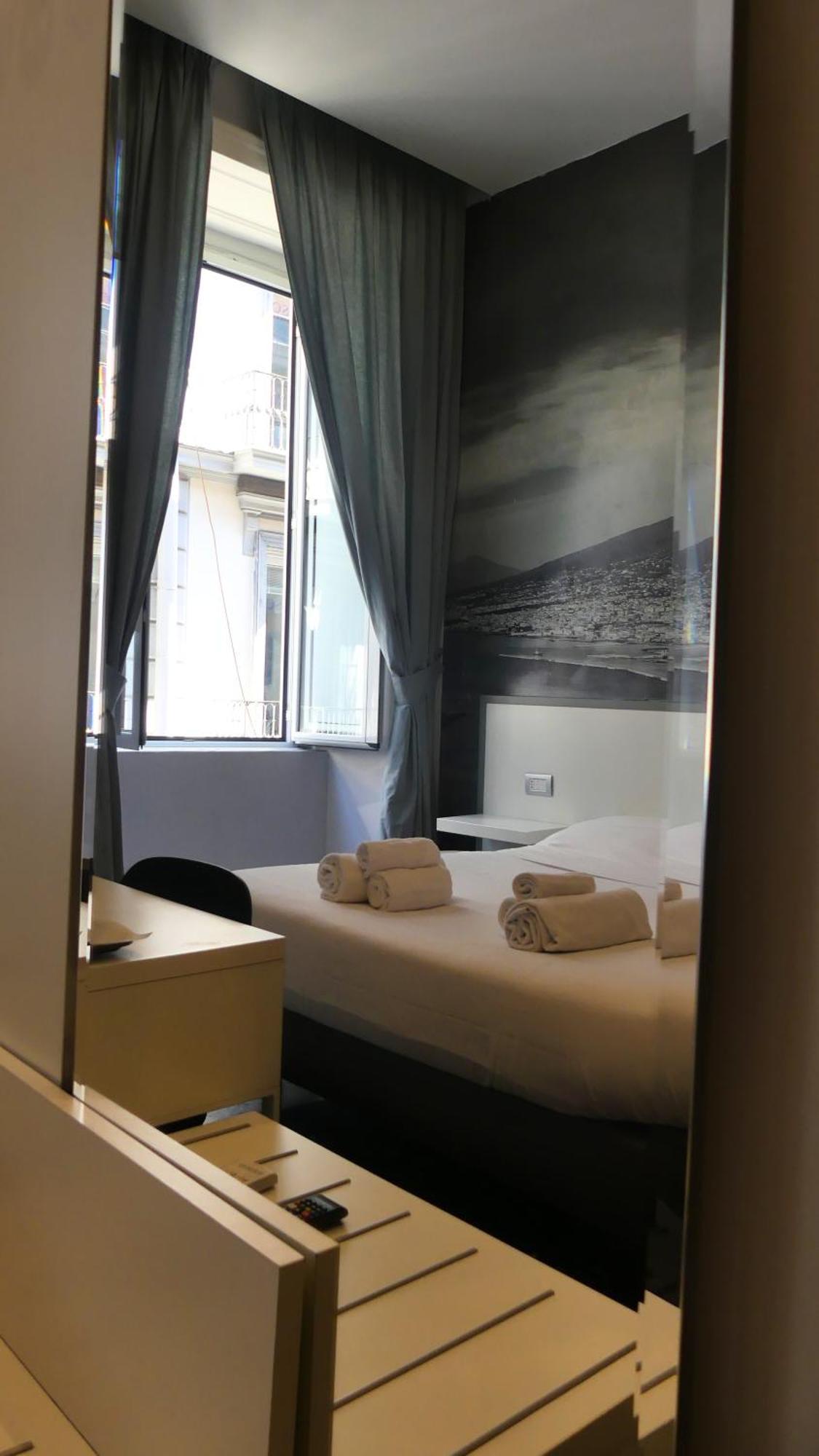 Beverello Rooms Naples Exterior photo